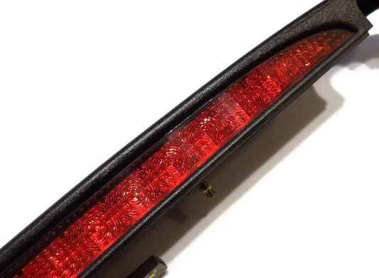 サーブ 9-3(5ドアハッチバック) ハイマウントストップライト・ランプ点灯確認済【サーブ純正・中古】ブレーキライト