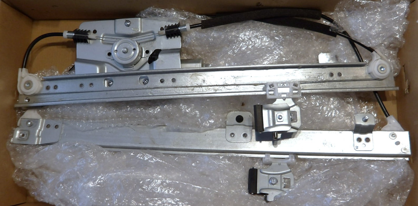 CADILLAC(ESCALADE) CHEVROLET(SUBURBAN) GMC(SIERRA/YUKON) ウィンドウレギュレータ 左リアドア用【モーター付・新品】