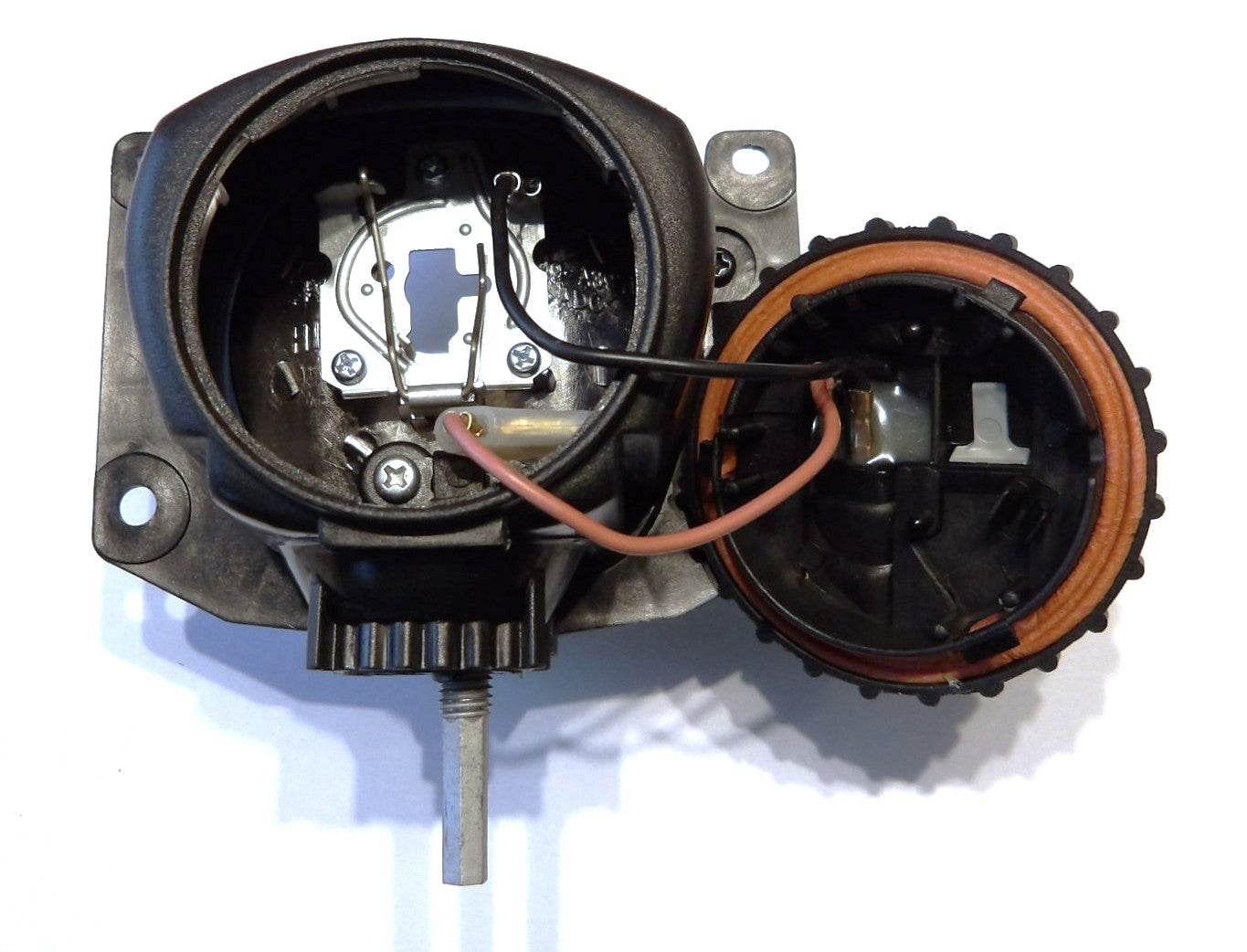 アルファロメオ 159(939) BRERAブレラ SPIDER H1 フォグランプ 1個【新品】