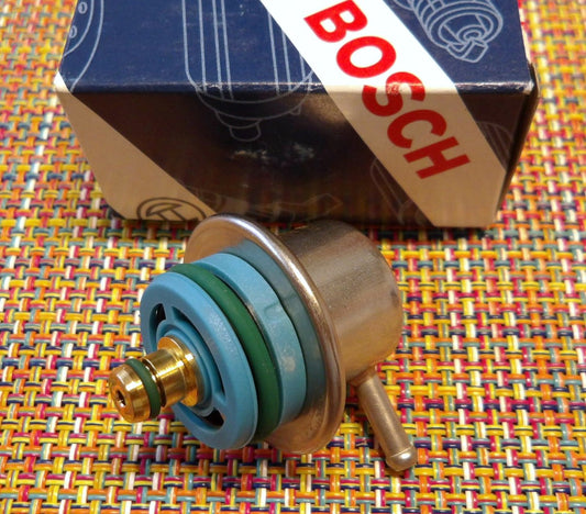 SAAB フューエルプレッシャーレギュレーター【ボッシュ製・新品】