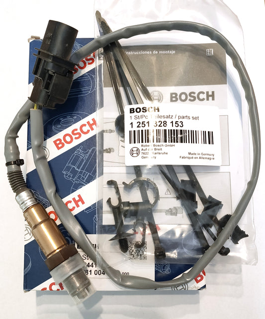 アウディ A3(8L) A4(B6 8E) A6(C5 4B) TT(8N)・VW GOLF(MK4) BORA BEETLE(1Y) PASSAT O2センサー ラムダセンサー【ボッシュ新品】