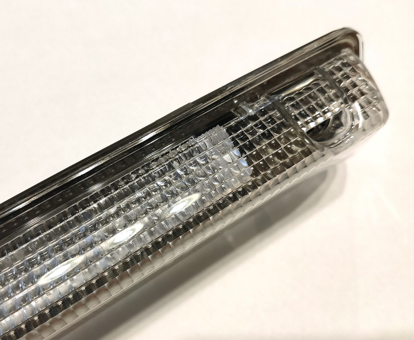 プジョー 208 308・シトロエン C4(MK1 MK2) C5(MK3) DS4 ハイマウントストップランプ【新品】ブレーキランプ