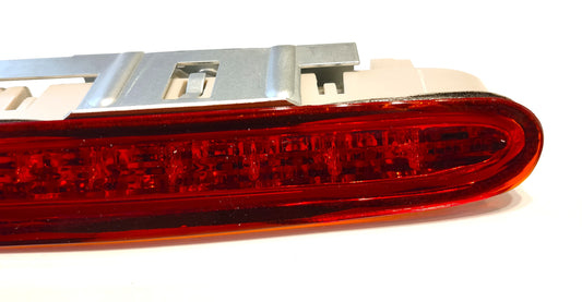 ベンツ SLクラス R230 ハイマウントストップランプ 【新品】2001-2012年