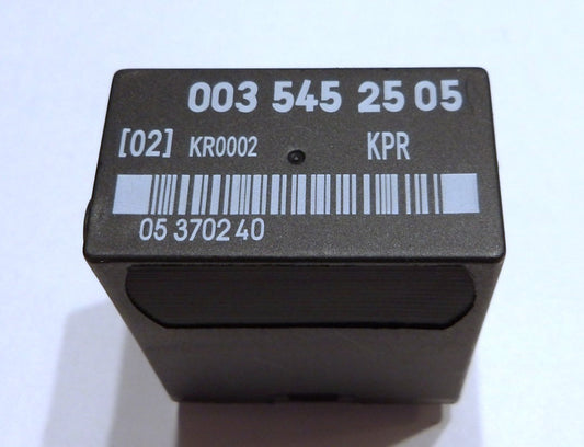 メルセデス ベンツ R107 W107 W126 W463 丸形状10ピン ガソリンポンプ・フューエルポンプ・カットオフリレー【新品】