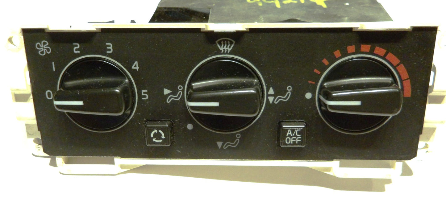 VOLVO ボルボ 740 940 A/C マニュアルエアコン 操作パネル【中古】