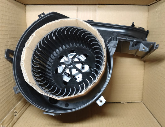 サーブ 9-3 FB207 FB284・オペル VECTRA-C SIGNUM ブロワーファン モーター【新品】