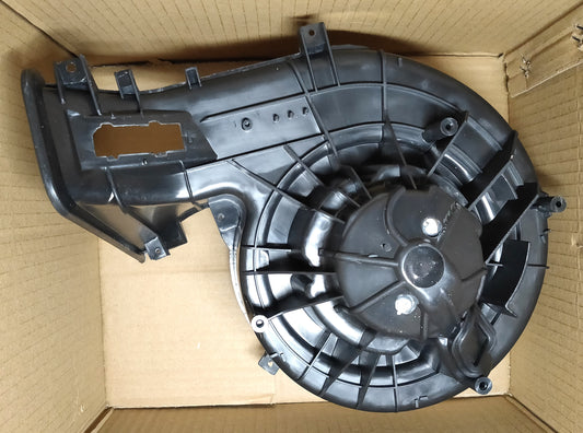 サーブ 9-3 FB207 FB284・オペル VECTRA-C SIGNUM ブロワーファン モーター【新品】