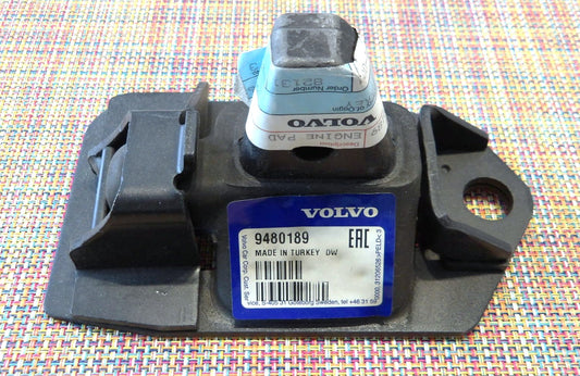 ボルボ V70(MK1) S70 FF NON-TURBO用 エンジンマウント右下【ボルボ純正・新品】