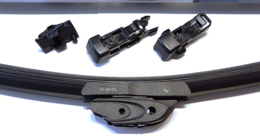 サーブ9-3用 FB207 FB284 フロントエアロワイパー1台分【VALEO製・新品】2003-2007年・右ハンドル用