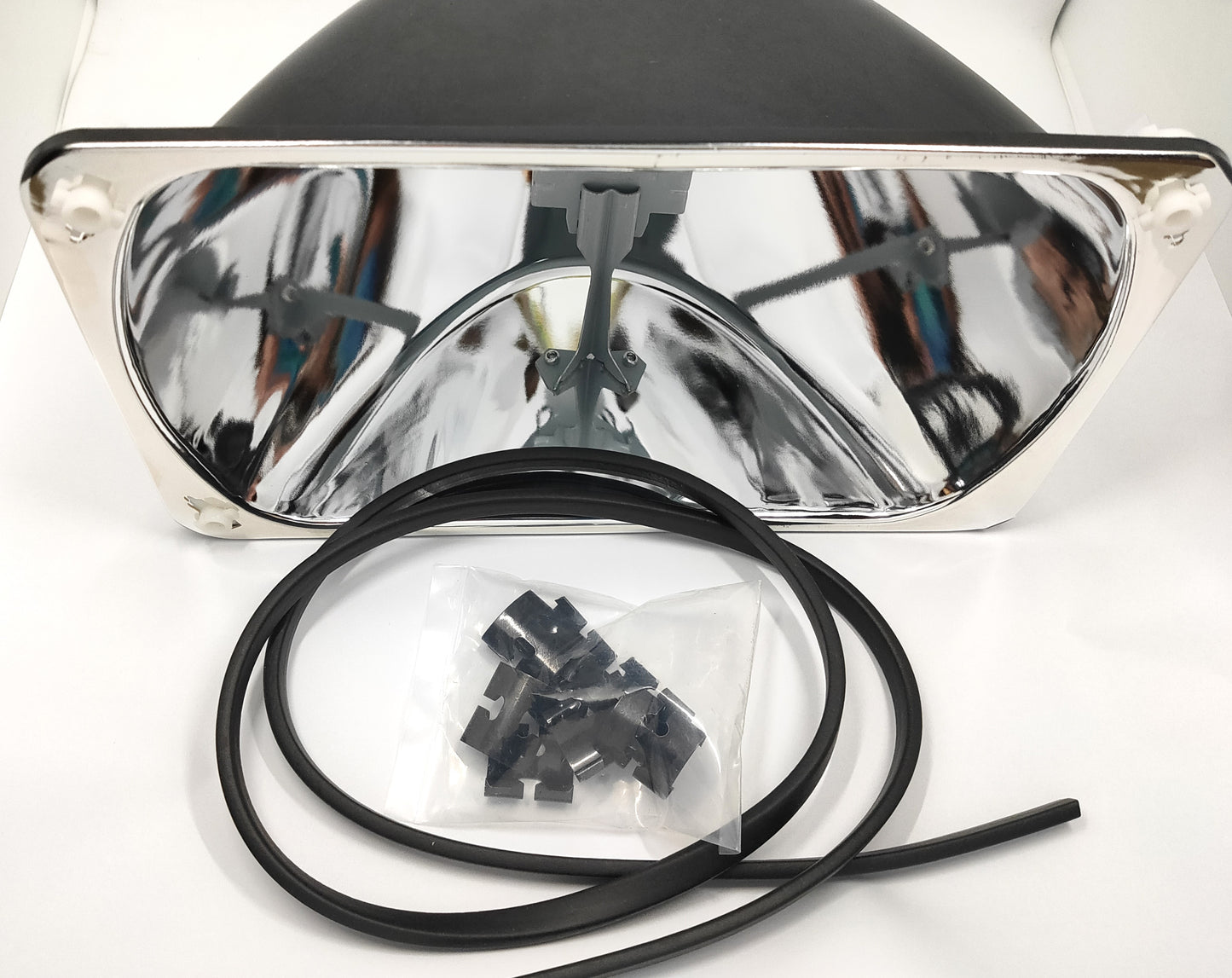 ボルボ 240 ヘッドライトリフレクター・ヘッドランプ反射板 交換キット1個【新品】