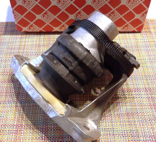 VOLVO ボルボ S60(MK3) S90(MK2) V60(MK2) V90(CC) XC60(MK2) XC90(MK2) エンジンマウント 右【ビルシュタイン製・新品】