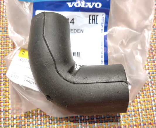ボルボ C30 C70 S40 S60 S80 V40 V50 V60 V70 XC60 クランクケース換気ホース・5気筒エンジン【ボルボ純正・新品】BREATHERホース