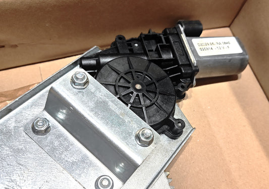 ボルボ 740 760 940 960 S90 V90用 前右ドア ウィンドウレギュレーター・モーター付【新品】