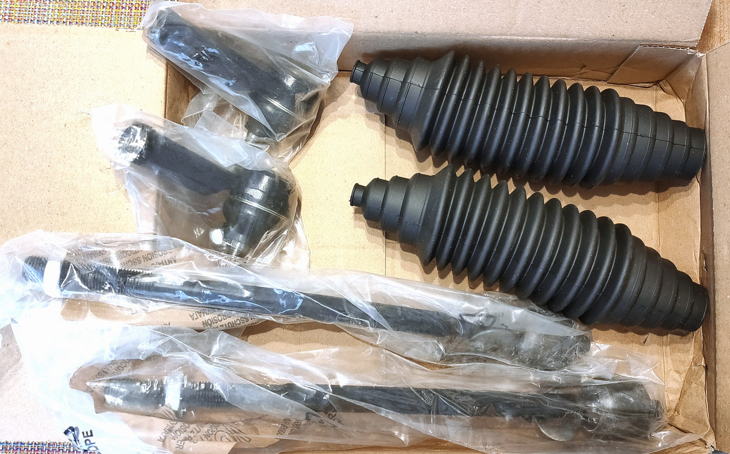 ルノー カングーKANGOO ルーテシア タイロッドエンド+アキシャルロッド左右セット【新品】ブーツ付