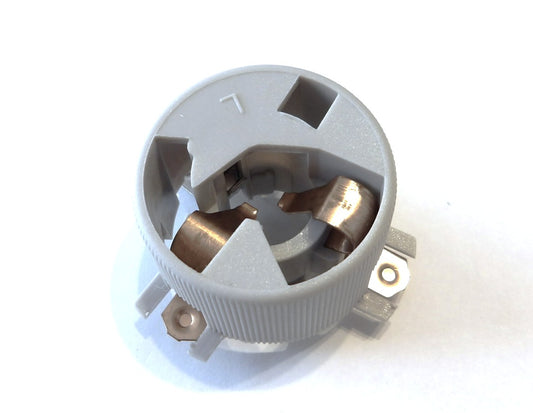 VOLVO ボルボ 240 260 740 760 940 960 S90 V90 21/5W テールランプ用バルブソケット左側 1個 【新品】