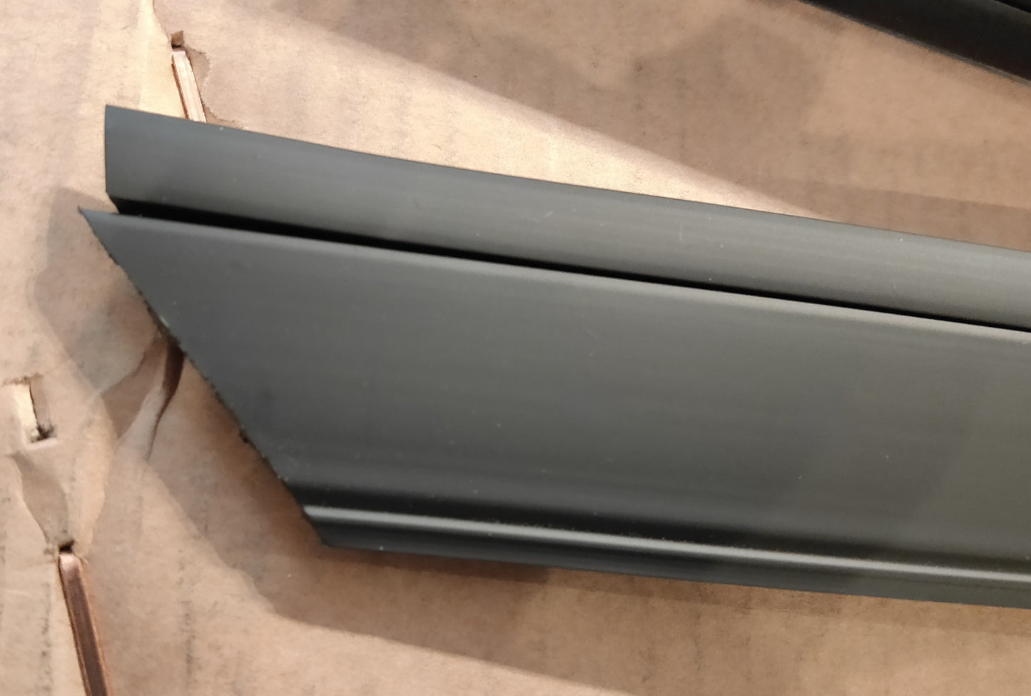 ボルボ V70 XC70 フロントウィンドー左右モールリペアキット【ドイツ製・新品】フロントガラス左右ゴムリペア