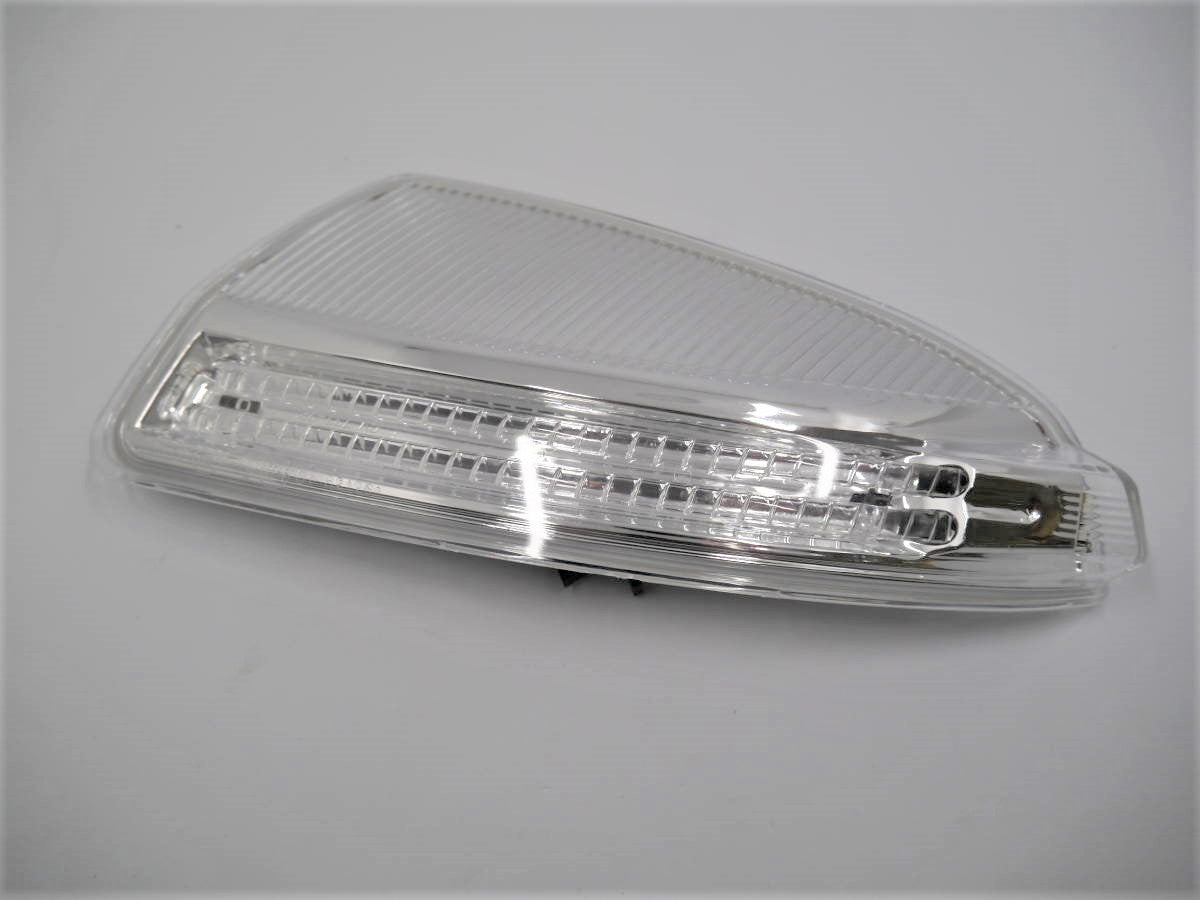 ベンツ Cクラス W204 ドアミラーウィンカー左側【新品】