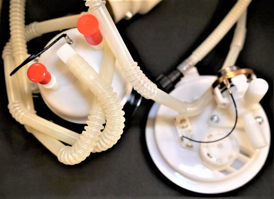 ポルシェ カイエン 955/957/987 CAYENNE ガソリン燃料ポンプ左右・フランジ(フューエルフィルター)・圧力レギュレータセット【新品】シールリング付