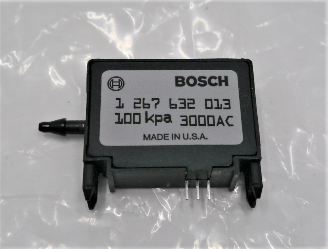VW T4 エンジンAAC AAF ACU・プジョー・シトロエン MAP マニフォールドプレッシャーセンサー【ボッシュ製・新品】1267632013 ECU 100 kPa DRUCKSENSOR VW TRANSPORTER トランスポーター