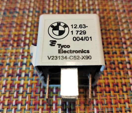 BMW 用リレー 適合車種多数 フューエルインジェクション・DME・MOTRONICモトロニック リレー【BMW純正製・新品】