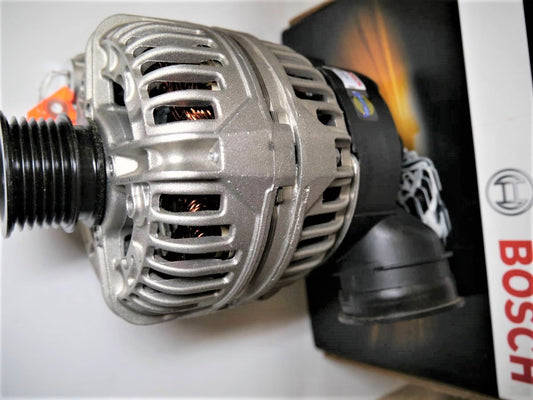 BMW 3/5/X5/Z3シリーズ E46 E39 E53 E36 プーリー付きオルタネーター(ダイナモ) 120A 【ボッシュ製・新品】