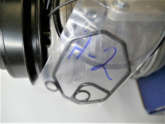 ポルシェ 911(964) 911(993)エアコン コンプレッサー【デンソー製・R134・新品】