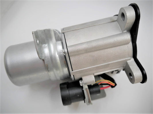 ポルシェ カイエン(955-957) ・VW トゥアレグTOUAREG(7L) トランスファーケースモーターユニット【新品】