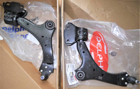 ボルボ S60(MK2) V60 V70(MK3) S80(MK2) フロントコントロールアーム 左右セット【DELPHI製・新品】