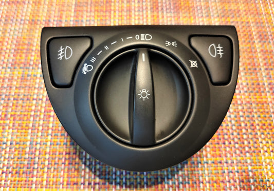 サーブ 9-3 ハロゲン ヘッドライトスイッチ フォグランプ仕様【サーブ純正・新品】