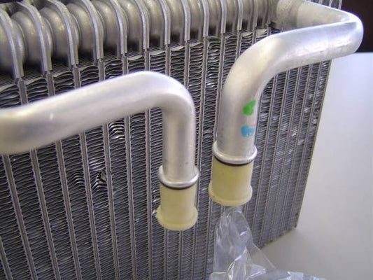 サーブ9-5用 B235 B205 B308 エバポレーター交換キット【右ハンドル用新品】