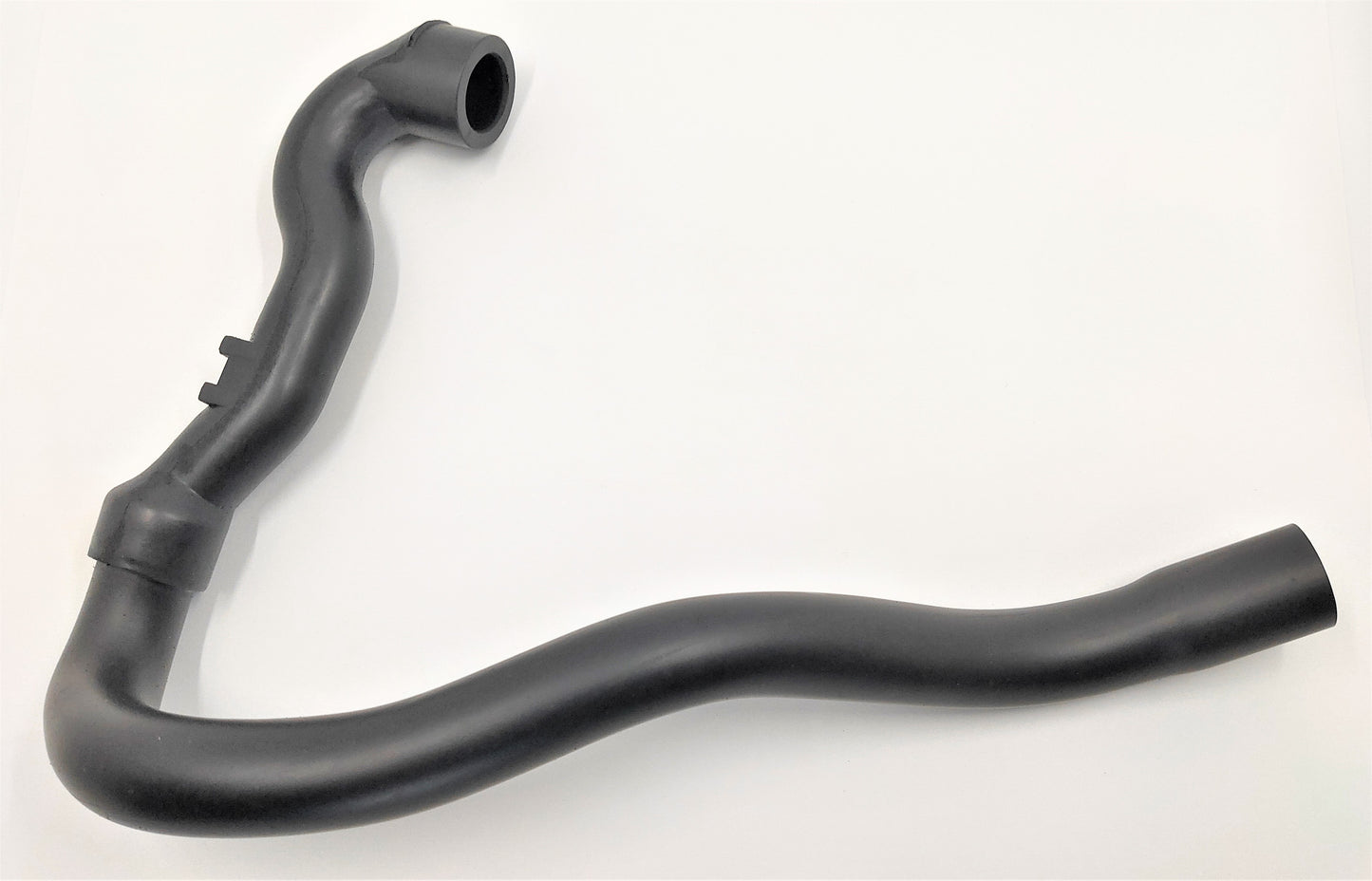 ボルボ V70 XC70 S60 S80 XC90 クランクケース換気ホース【新品】PCVブレザーホース