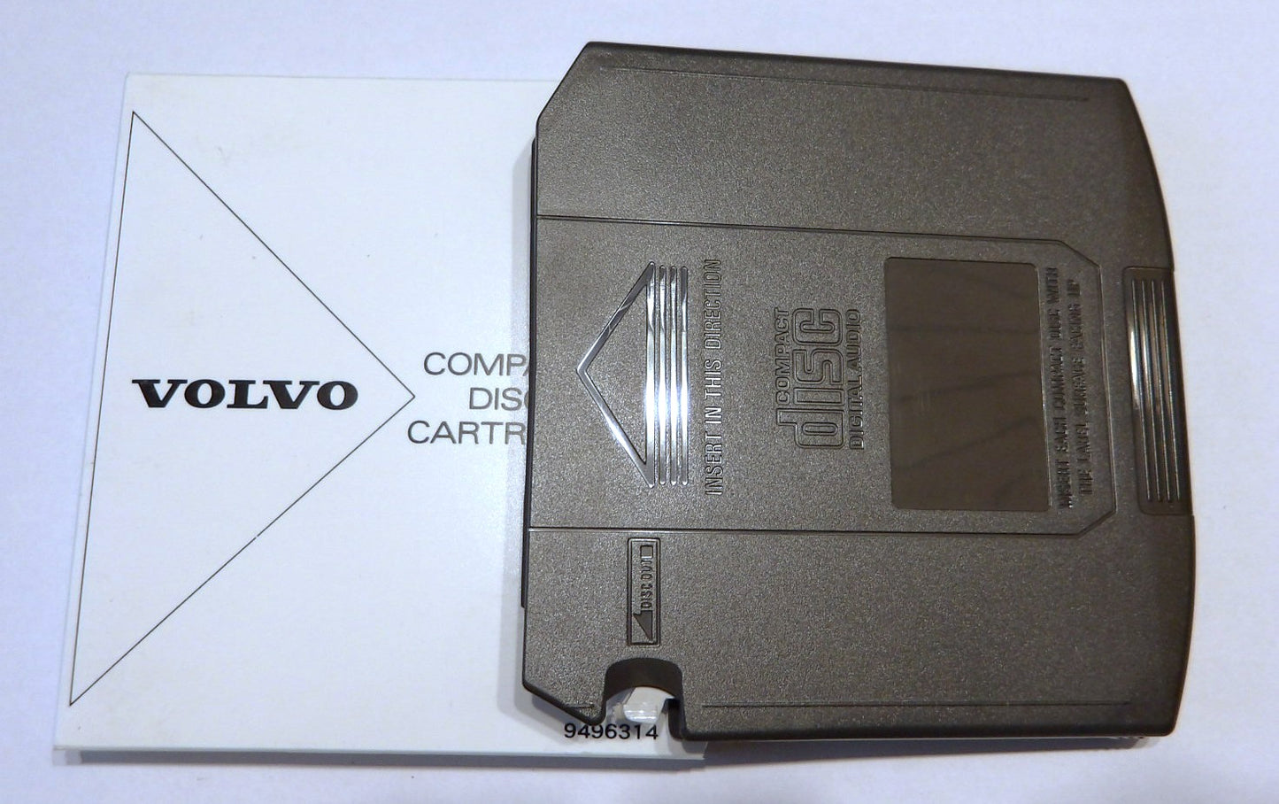 VOLVO ボルボ V70(8B) SC-931 純正ステレオ・3連奏CD オーディオヘッドユニット 【貴重・動作品・USED】マガジン付