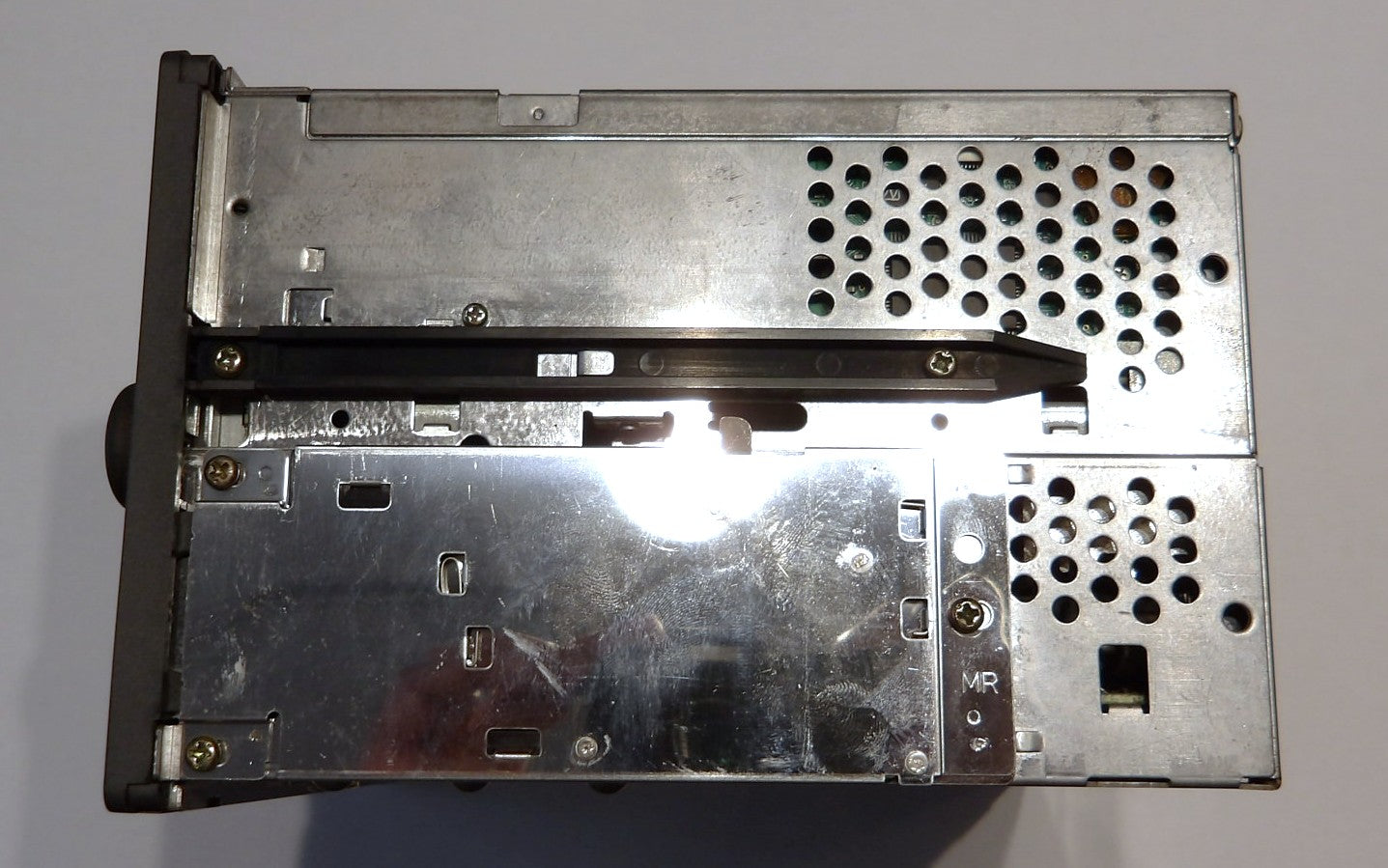 VOLVO ボルボ V70(8B) SC-931 純正ステレオ・3連奏CD オーディオヘッドユニット 【貴重・動作品・USED】マガジン付