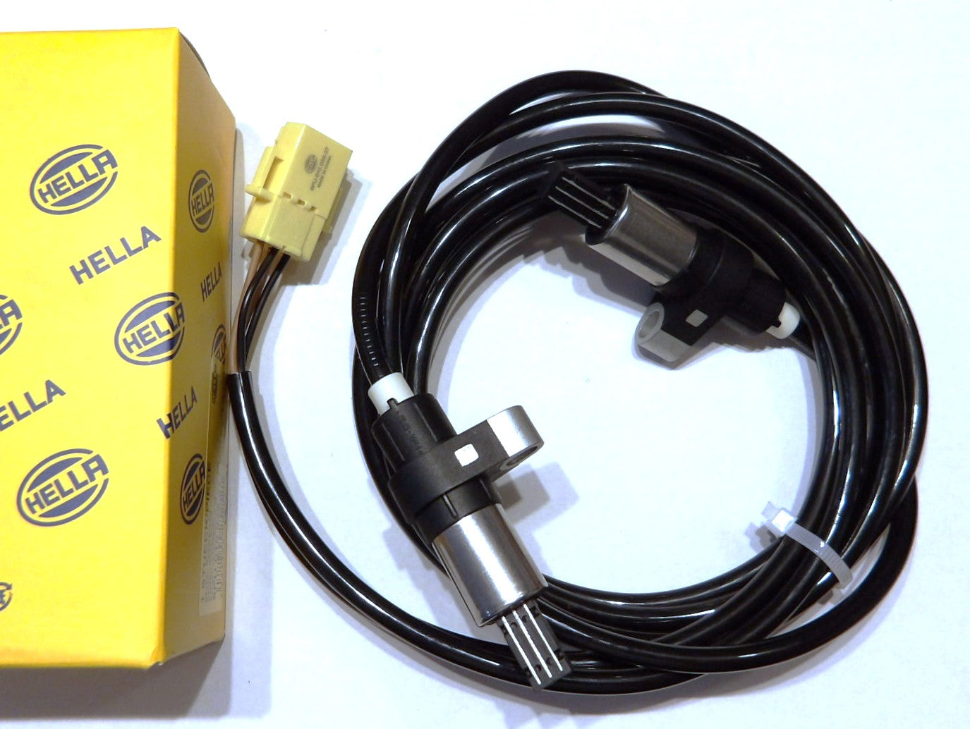 ボルボ リアホイールABS左右センサー 850 C70 S70 V70 FWD【HELLA製・新品】