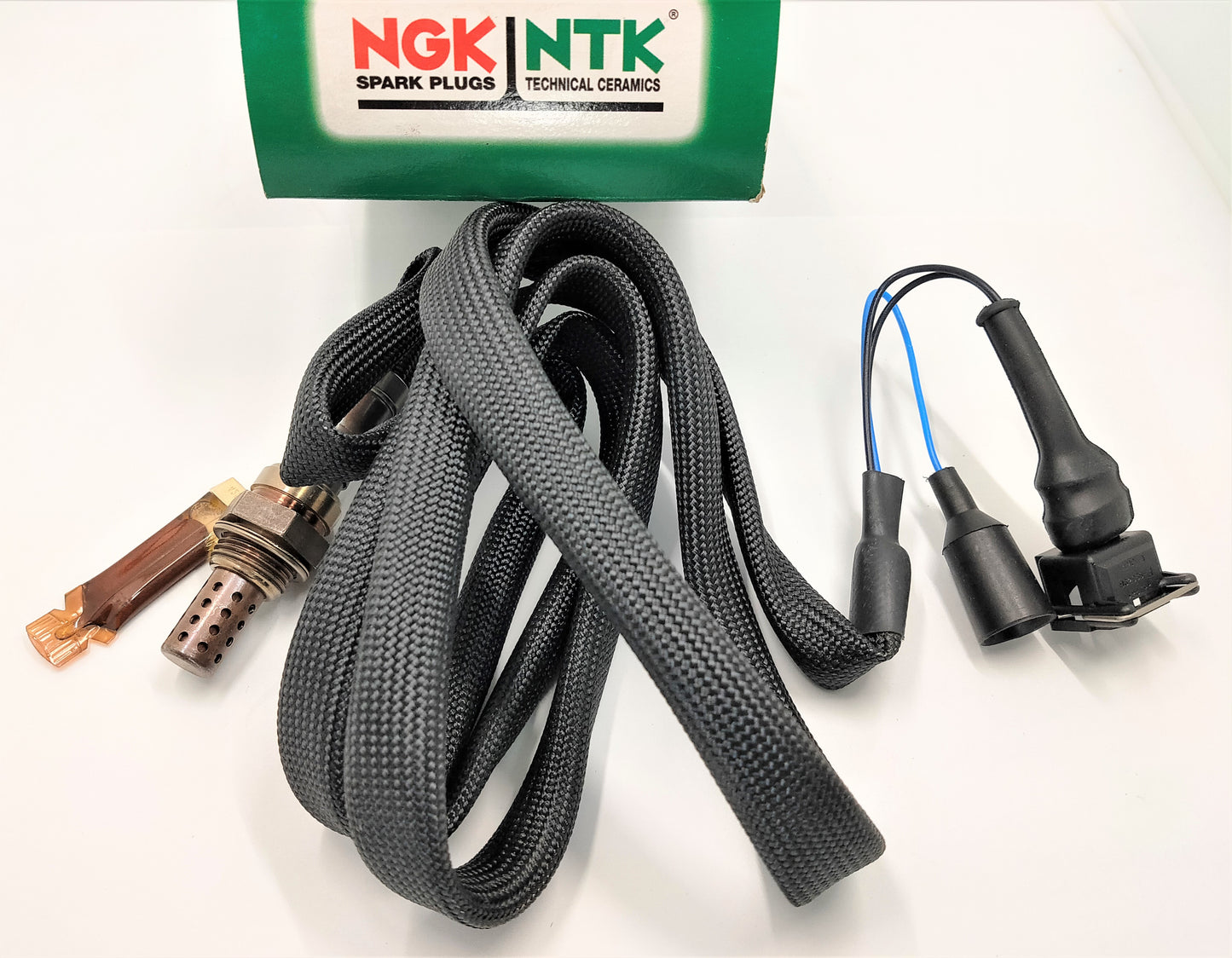 ボルボ 240 940 O2センサー・オーツー・ラムダセンサー 【NTK(NGK)製・新品】